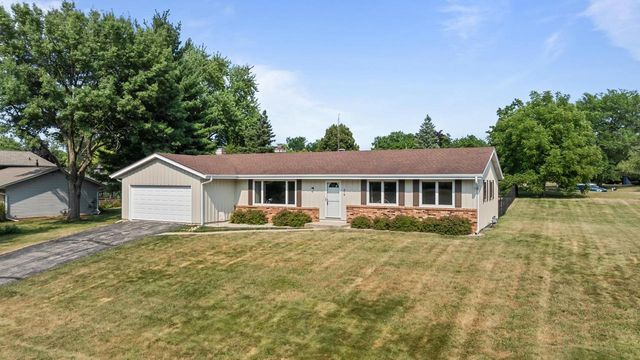 419 Coburn Street, Delavan, WI 53115