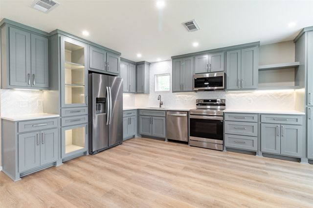 1002 N Lindale Lane, Richardson, TX 75080