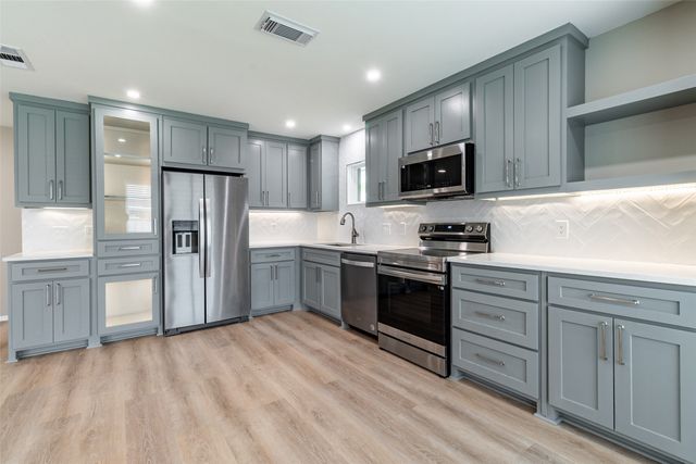 1002 N Lindale Lane, Richardson, TX 75080