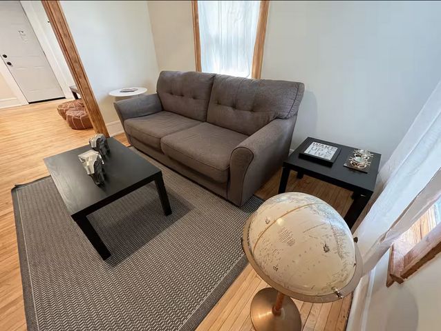 1211 5th Street NE 2, Minneapolis, MN 55413