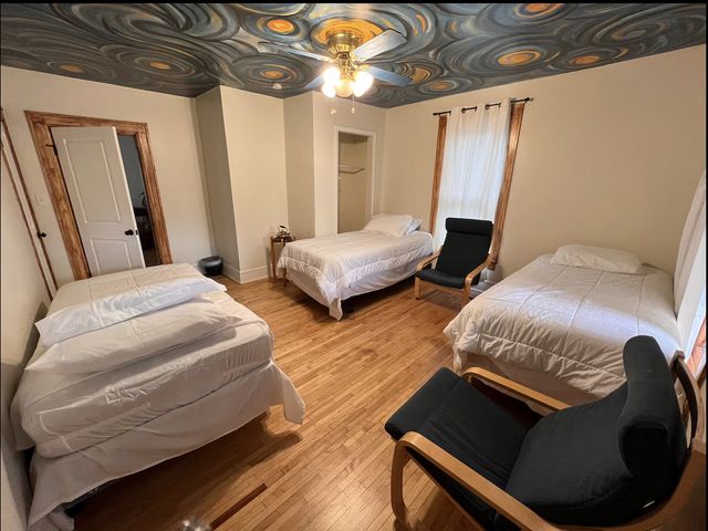 1211 5th Street NE 2, Minneapolis, MN 55413