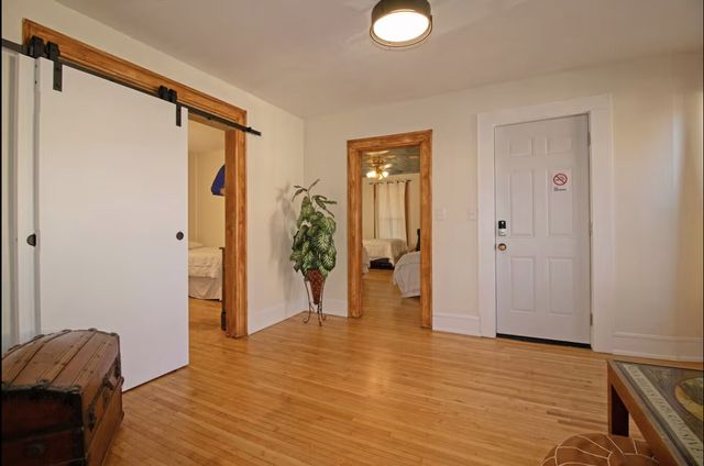 1211 5th Street NE 2, Minneapolis, MN 55413