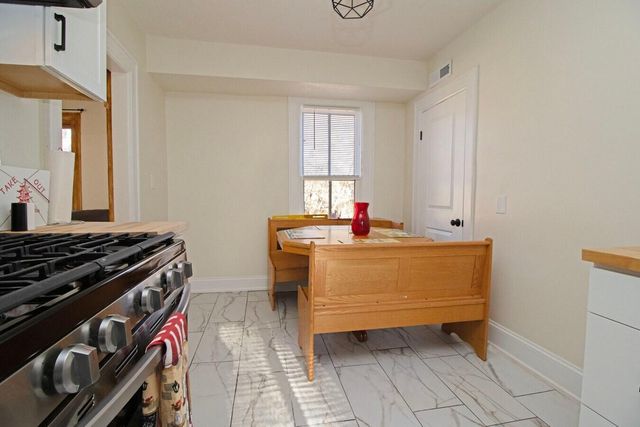 1211 5th Street NE 2, Minneapolis, MN 55413