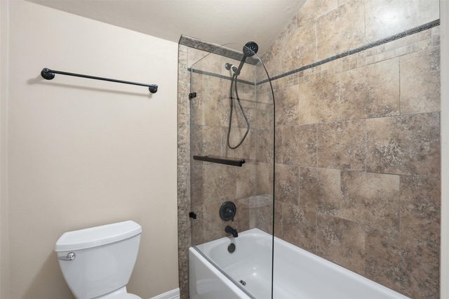 7426 Hollister Spring, Houston, TX 77040
