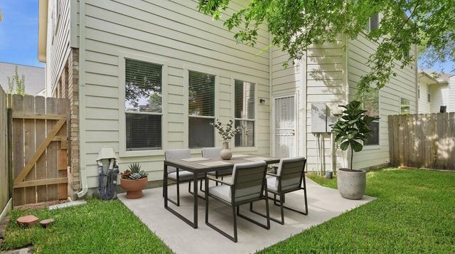 7426 Hollister Spring, Houston, TX 77040