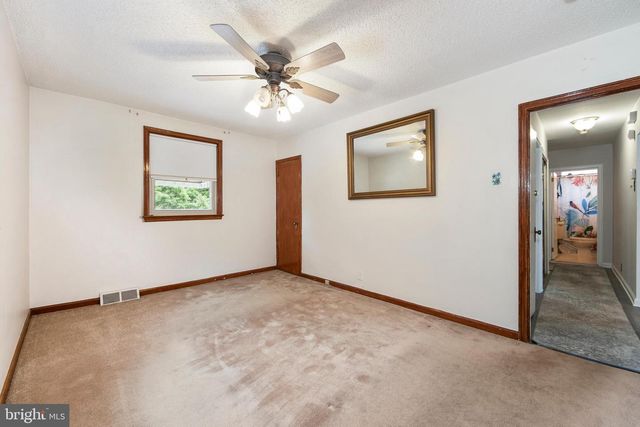 7703 LISTER ST, Philadelphia, PA 19152