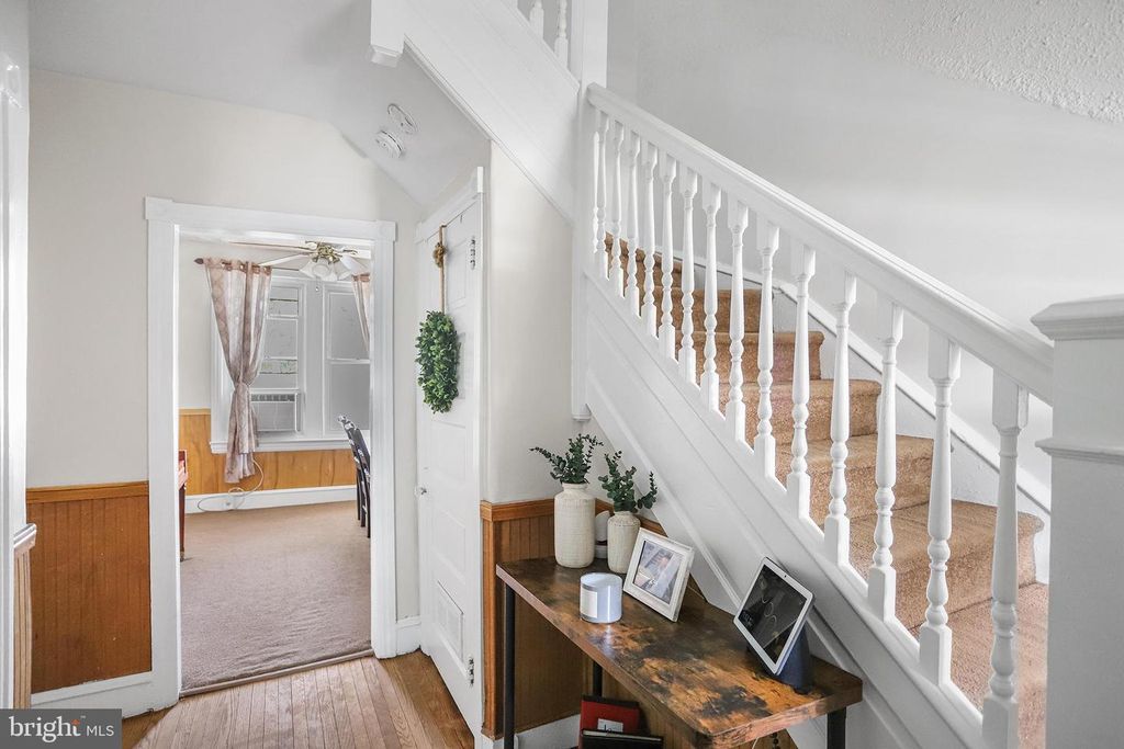 39 SPRUCE ST, Marcus Hook, PA 19061
