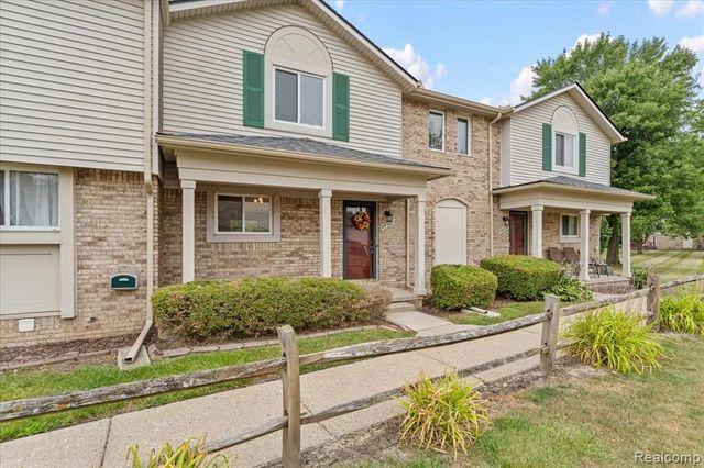 44567 Savery Drive, Canton, MI 48187