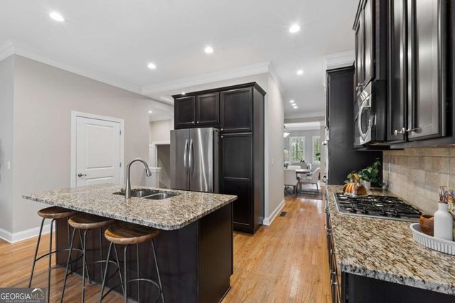 2723 Davis Oaks Place, Decatur, GA 30033