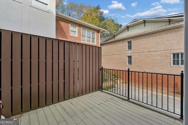 2723 Davis Oaks Place, Decatur, GA 30033