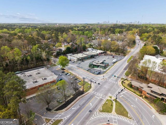 2723 Davis Oaks Place, Decatur, GA 30033