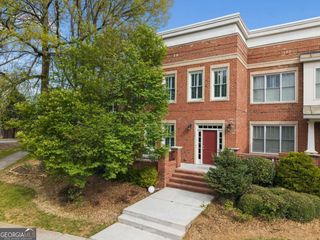 2723 Davis Oaks Place, Decatur, GA 30033