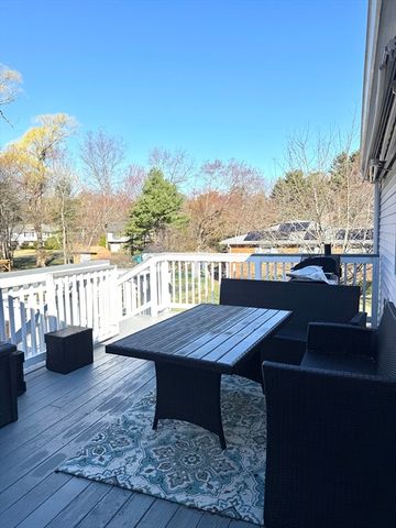 5 Fred St 5, Burlington, MA 01803