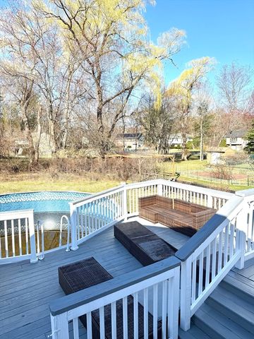 5 Fred St 5, Burlington, MA 01803