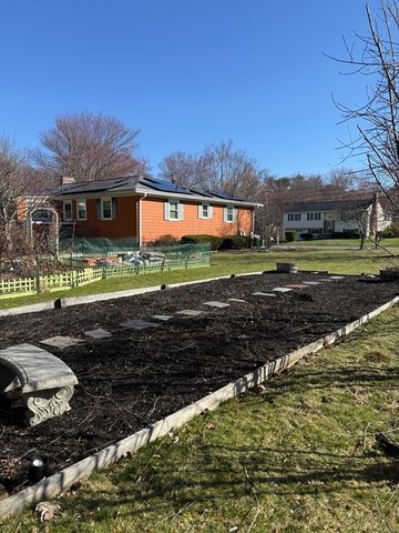 5 Fred St 5, Burlington, MA 01803