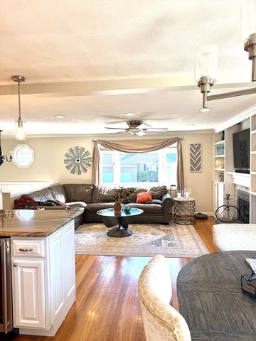 5 Fred St 5, Burlington, MA 01803