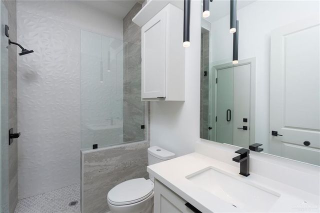 9813 N 24th Street, Mcallen, TX 78504