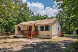 906 Oakmont Dr, Petersburg, VA 23805