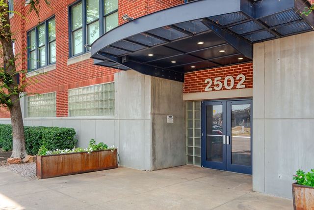 2502 Live Oak Street 218, Dallas, TX 75204