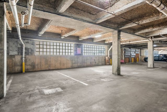 2502 Live Oak Street 218, Dallas, TX 75204