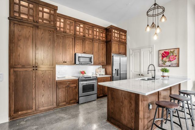 2502 Live Oak Street 218, Dallas, TX 75204