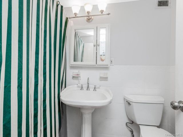 2 Fordham Hill Oval 5B, Bronx, NY 10468