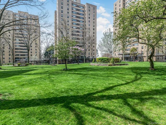 2 Fordham Hill Oval 5B, Bronx, NY 10468