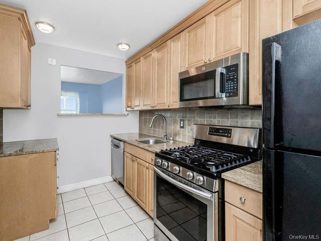 2 Fordham Hill Oval 5B, Bronx, NY 10468