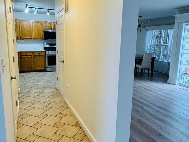 2745 Borkshire Lane 2745, Aurora, IL 60502