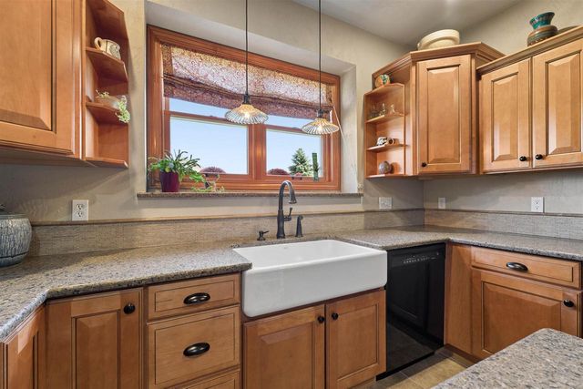 2993 GEORGETOWN PLACE, Menasha, WI 54952