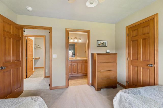 2993 GEORGETOWN PLACE, Menasha, WI 54952