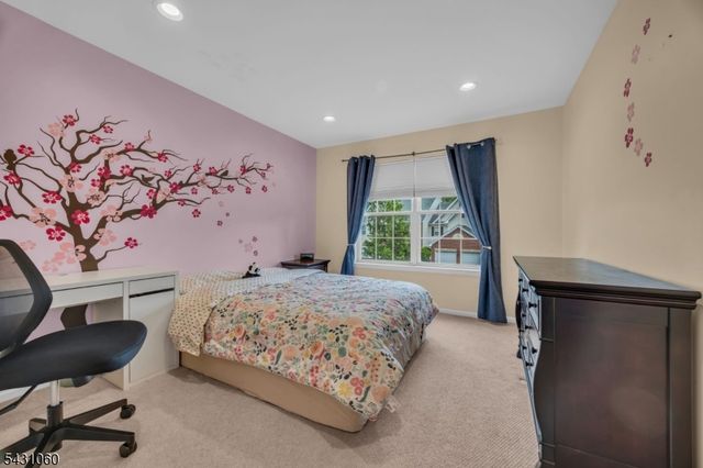 505 Well Sweep Rd, Readington Twp., NJ 08889