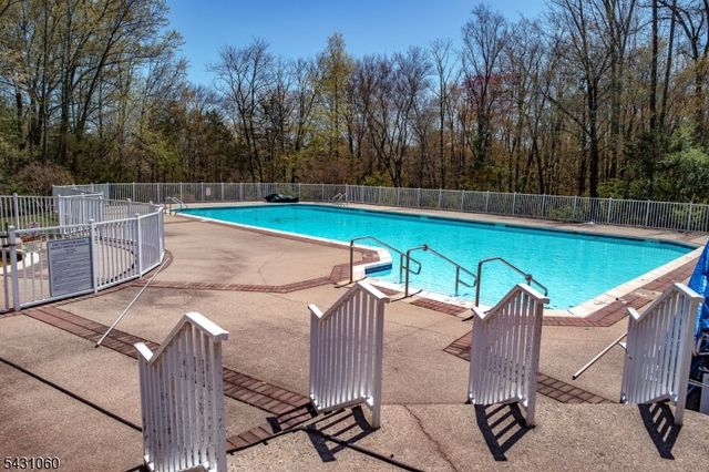 505 Well Sweep Rd, Readington Twp., NJ 08889
