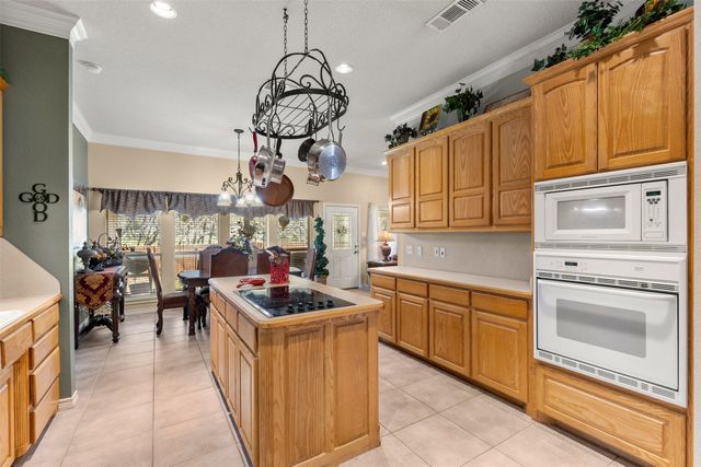 4606 Stoney Creek Court, Granbury, TX 76049