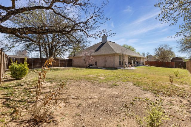 4606 Stoney Creek Court, Granbury, TX 76049