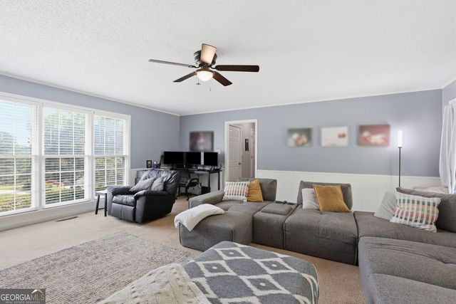 18 Foxdale Circle, Toccoa, GA 30577