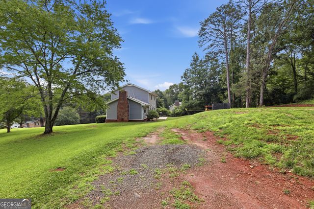 18 Foxdale Circle, Toccoa, GA 30577