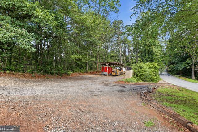 18 Foxdale Circle, Toccoa, GA 30577
