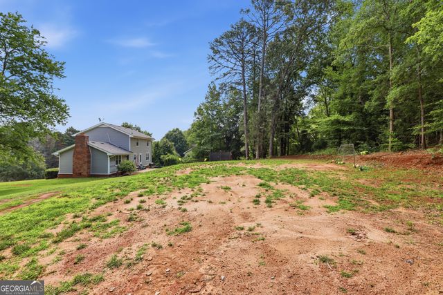 18 Foxdale Circle, Toccoa, GA 30577