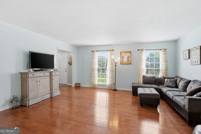 18 Foxdale Circle, Toccoa, GA 30577