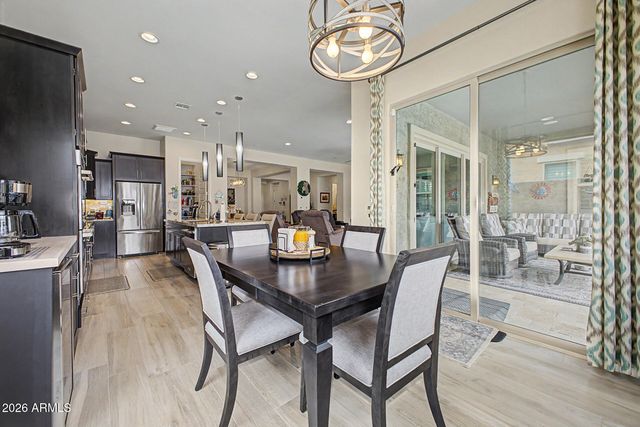 10236 W Bent Tree Drive S, Peoria, AZ 85383