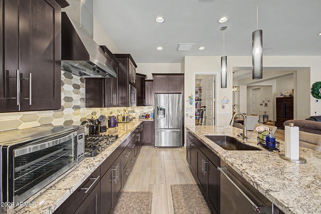10236 W Bent Tree Drive S, Peoria, AZ 85383