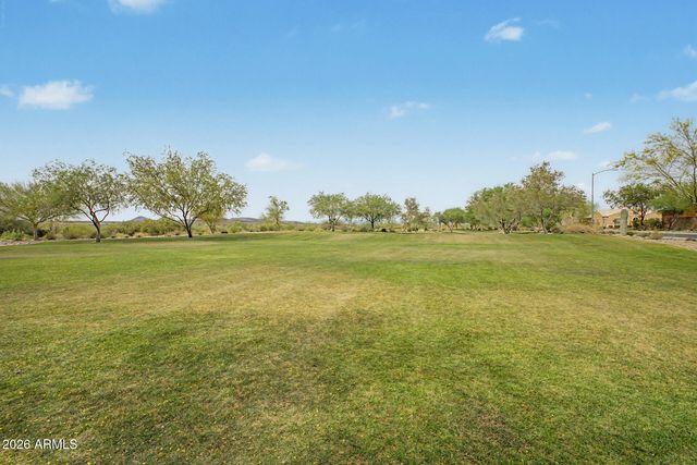10236 W Bent Tree Drive S, Peoria, AZ 85383
