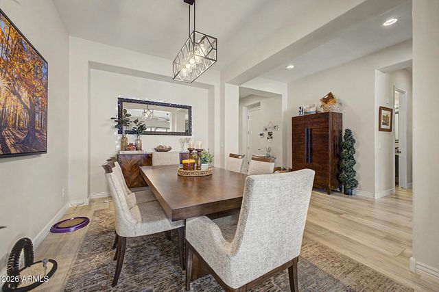 10236 W Bent Tree Drive S, Peoria, AZ 85383