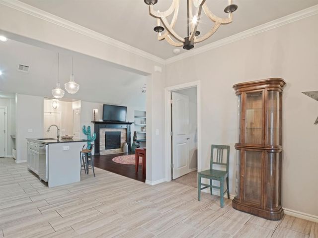 18601 Maidstone Lane, Edmond, OK 73012