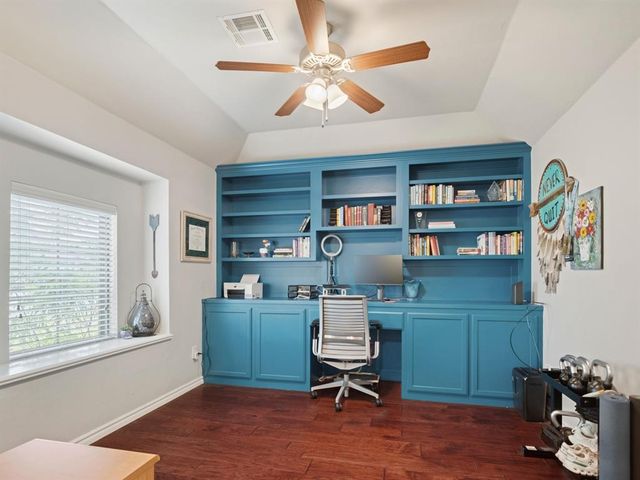 18601 Maidstone Lane, Edmond, OK 73012