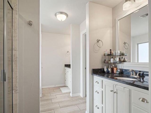 18601 Maidstone Lane, Edmond, OK 73012