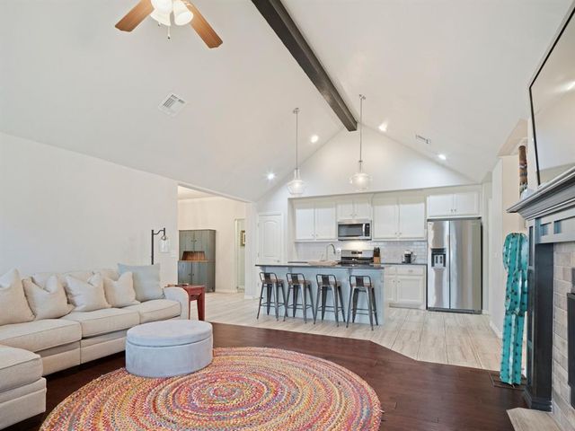 18601 Maidstone Lane, Edmond, OK 73012