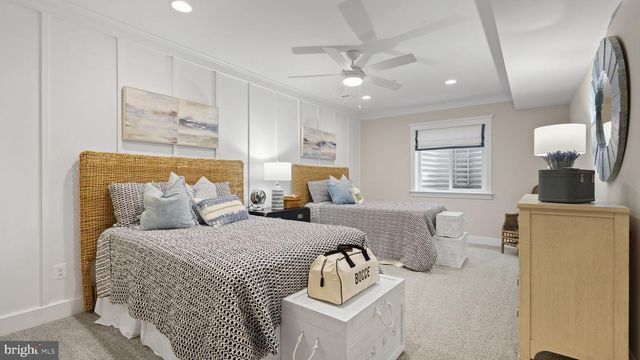 9381 CRESTVIEW RIDGE DR, Bristow, VA 20136