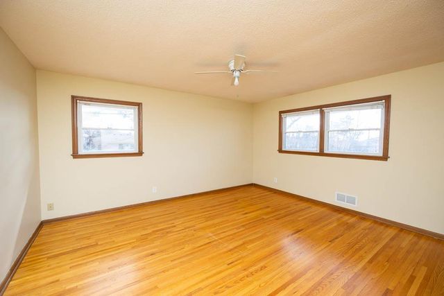 1040 Lincoln Terrace, Columbia Heights, MN 55421